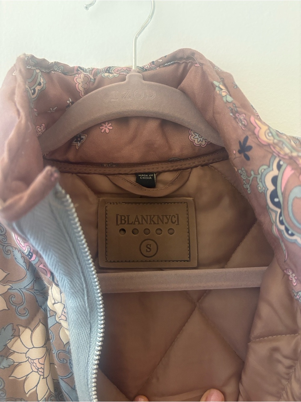 Blank NYC Quilted Floral Paisley Jacket - Dusty Rose & Taupe - Picture 3 of 9